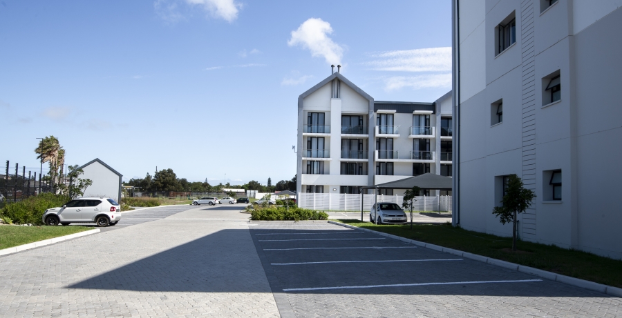 2 Bedroom Property for Sale in Summerstrand Eastern Cape